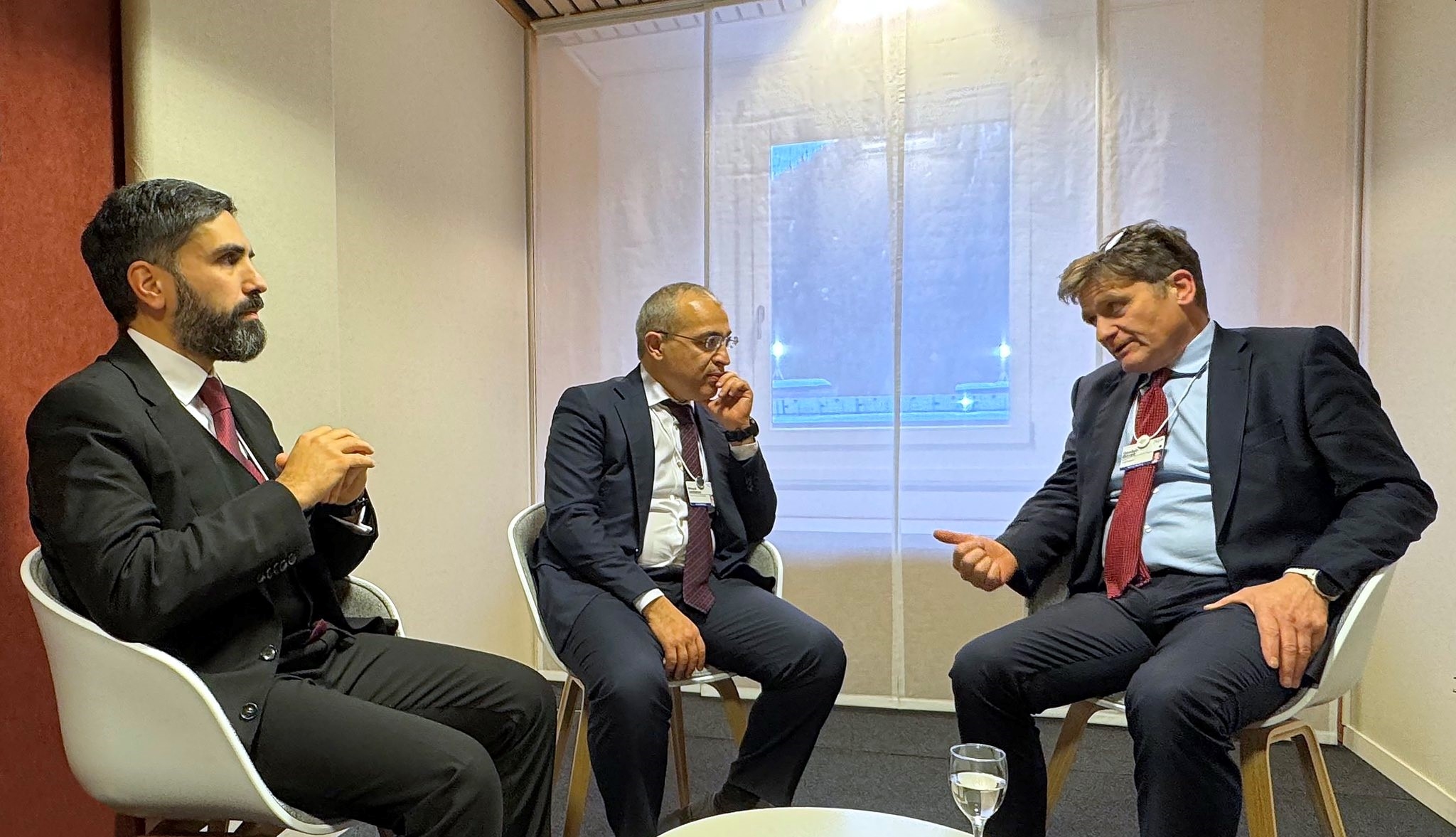 Azerbaijani Economy Minister Mikayil Jabbarov and SOCAR President Rovshan Najaf discussed effective cooperation and diversification of joint activities with bp Executive Vice President for Production and Operations Gordon Birrel